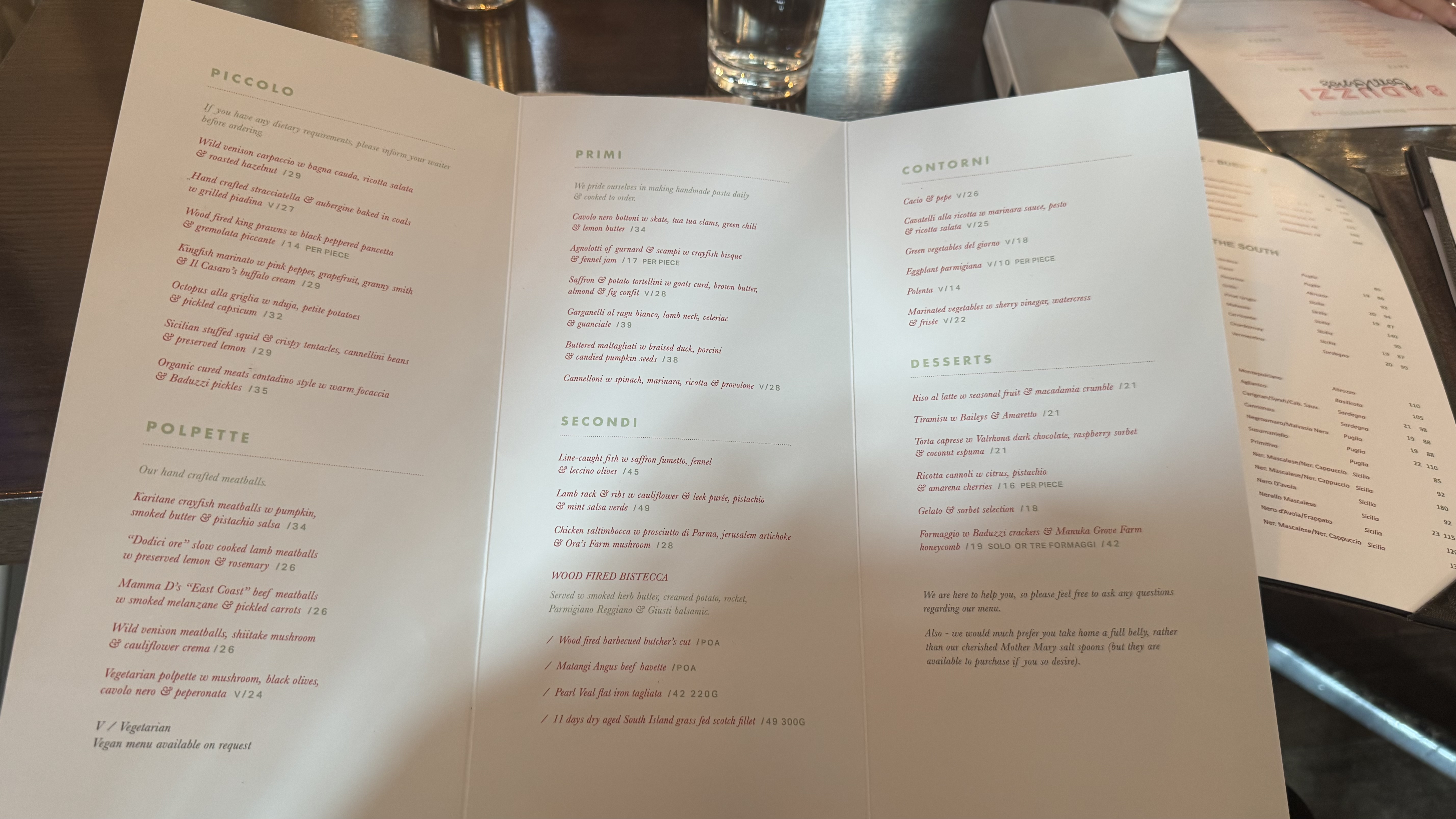 巴杜兹 (Baduzzi) · Menu translated to 中文 (简体)
